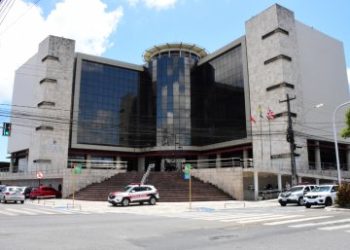 Jovem que tentou matar a própria avó, a facadas, em João Pessoa, é condenada a 11 anos de reclusão