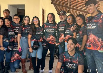 Durante Cavalgada do Trabalhador em Mogeiro, prefeito Antônio Ferreira, reafirma apoio à reeleição de Veneziano