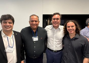 Veneziano cumpre agenda oficial do Senado no Japão e trata de inserções de novas tecnologias em sistemas de transporte público