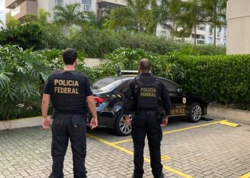 Operação da PF mira grupo criminoso que enviava drogas à Europa envolvendo doleiro, empresário e advogado