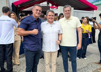 Deputado Sargento Neto recepciona senador Efraim Filho na sede do diretório estadual do PL