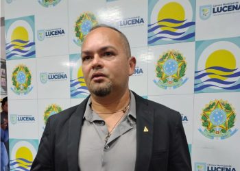 Adesão de vereador ao grupo do prefeito Léo Bandeira em Lucena revela unidade em prol das demandas da população
