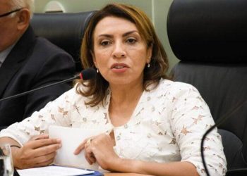 Presidente do PT da Paraíba, Cida Ramos diz que partido votará em Veneziano em 2026: “é o senador de Lula”