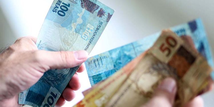 Entenda as regras para isenção do Imposto de Renda para quem ganha até R$ 5 mil mensais