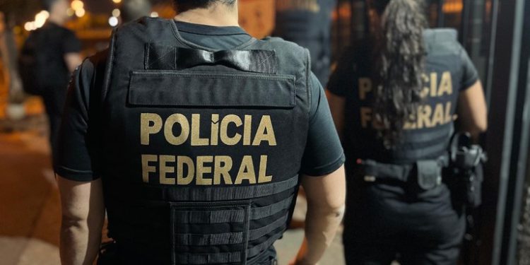 Operação da PF mira esquema em casas de apostas irregulares em 5 estados que movimentaram R$ 50 milhões