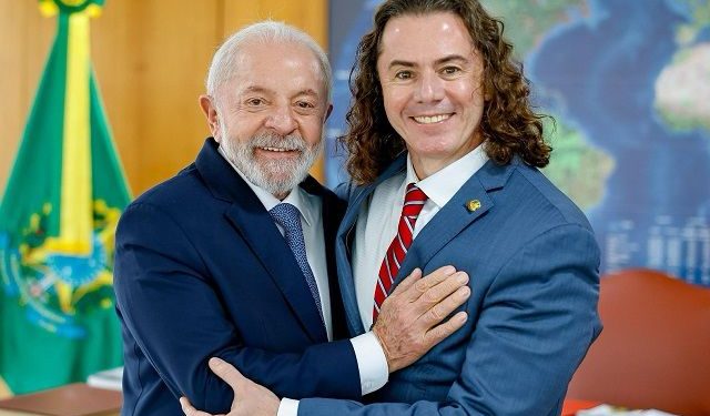 Veneziano participa do Novo PAC Seleções lançado por Lula e garante investimentos a municípios paraibanos