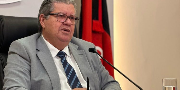 Governador João Azevedo dá posse a nove procuradores do Estado nesta terça-feira