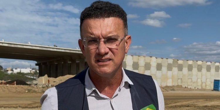 Sargento Neto denuncia estratégia eleitoreira em bloqueio de recursos de obra federal em Campina Grande