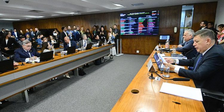 CPMI do INSS convoca ex-noiva de Vorcaro, Zettel e ex-diretores do Banco Master para serem ouvidos