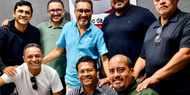 Samuka Duarte visita região do Brejo, concede entrevista a Correio da Serra e recebe adesões à Câmara Federal