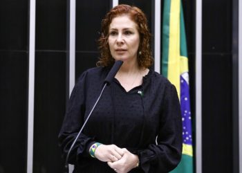 URGENTE ! Suprema Corte da Itália rejeita extradição e manda soltar a ex-deputada Carla Zambelli