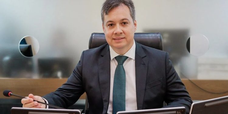 ALPB aprova projeto de Júnior Araújo que cria programa de proteção para mulheres vítimas de violência na PB 