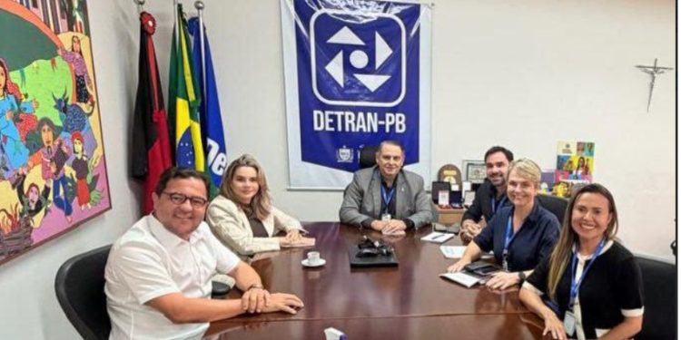 Conde avança em parceria com o Detran-PB e terá unidade de atendimento para emissão de documentos