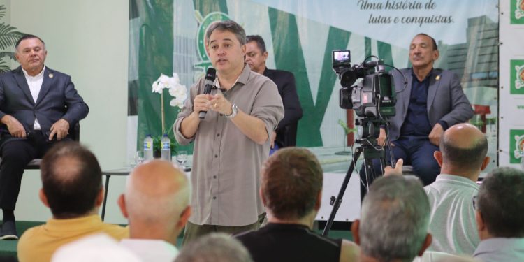 Veja como foi visita de Efraim ao Clube dos Oficiais e diálogo sobre segurança, Cícero e Lucas são os próximos