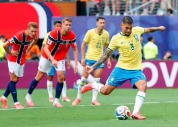 Brasil é eliminado pela Noruega em uma das piores participações da seleção em Copa do Mundo
