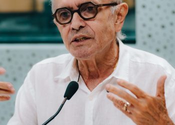 “O Estado não é banco”: Cícero critica gestão de recursos enquanto paraibanos sofrem com a falta de água