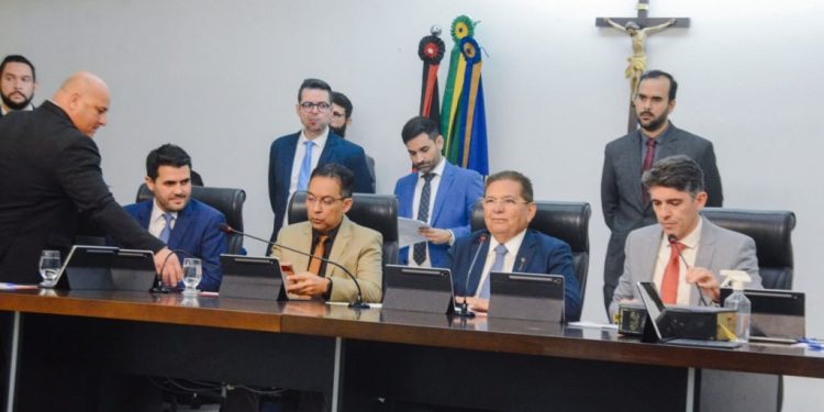 Assembleia Legislativa aprova LDO 2027