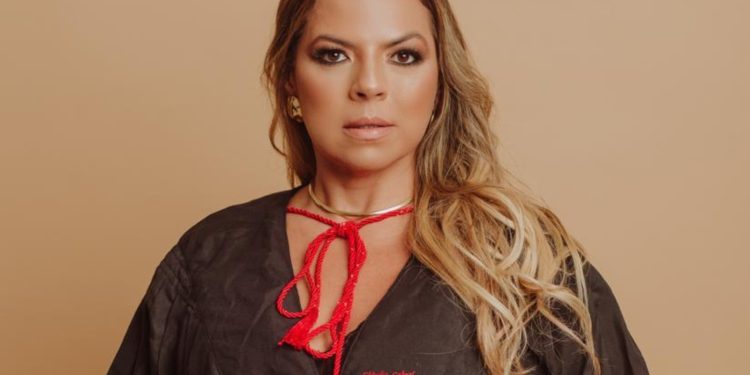 TJPB aprova voto de aplausos à promotora Cláudia Cabral por atuação na defesa do meio ambiente