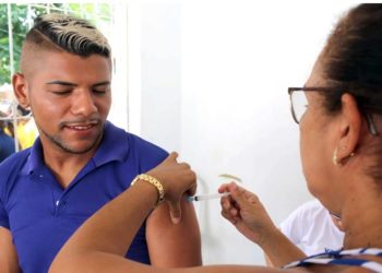 Prefeitura de João Pessoa orienta sobre a importância da vacinação para trabalhadores da limpeza urbana