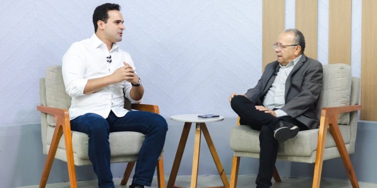 Lucas afirma que equilíbrio fiscal sustenta ritmo de obras do governo na Paraíba