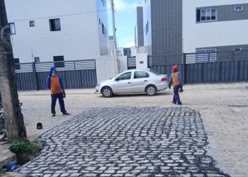 Seinfra inicia semana com serviços da Operação Tapa-Buraco em mais de 40 bairros