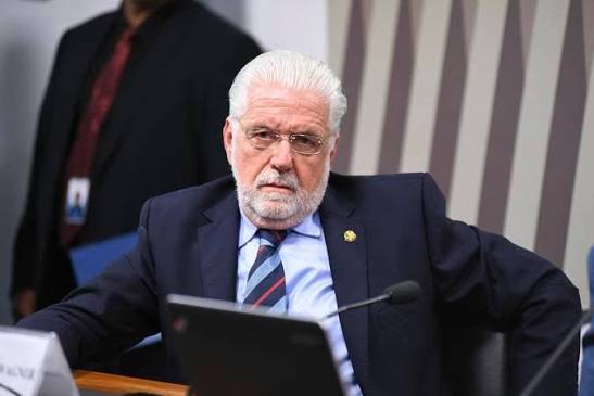 ESTADÃO: “Jaques Wagner tentou vender terreno de R$ 15 milhões um dia após ser alvo da PF, mas cartório barrou”