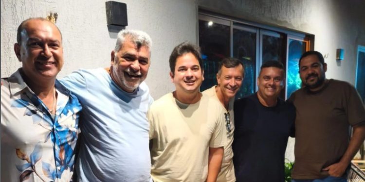 Presidente do PT de Lucena, João da Farmácia recebe presidente da Funasa e lideranças políticas