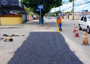 Seinfra realiza operação tapa-buraco e outros serviços de manutenção em 40 bairros de João Pessoa