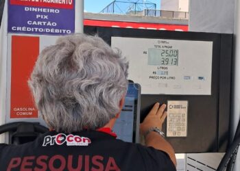 Pesquisa do Procon-JP registra que o menor preço da gasolina se mantém em R$ 6,09 há uma semana